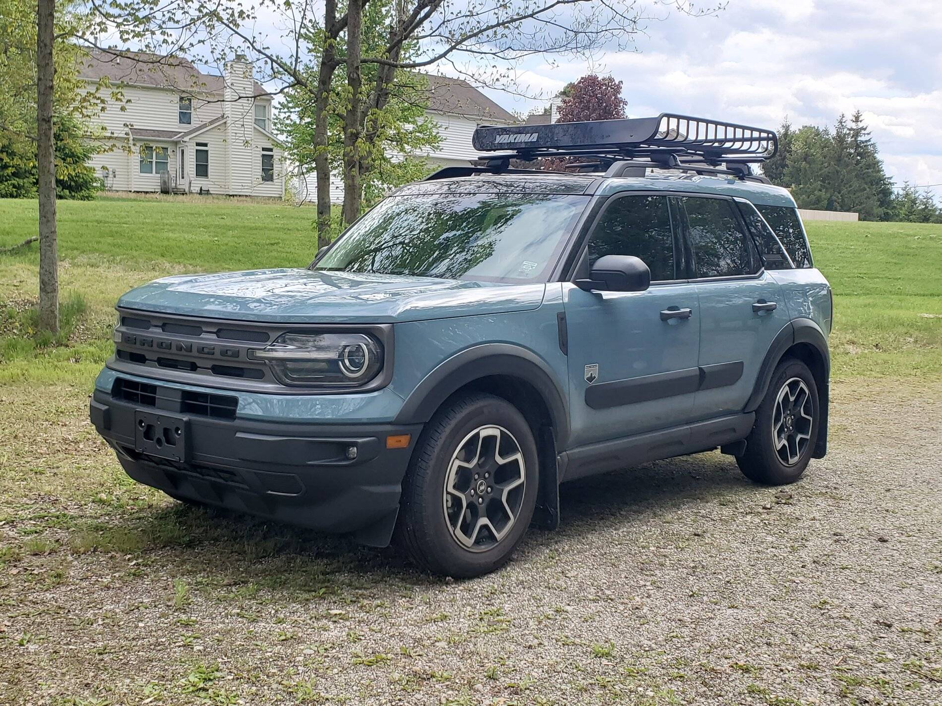 Yakima Bars on Badlands Mannequin = lotsa wind noise. 2021+ Ford