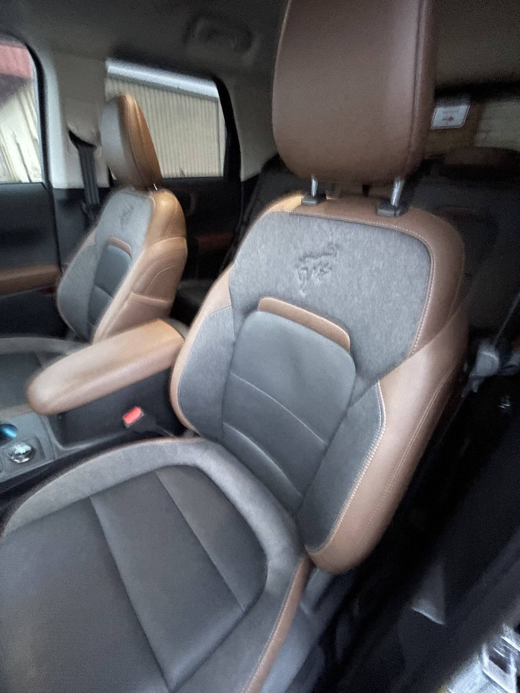 Which Bronco Trim Has Leather Seats