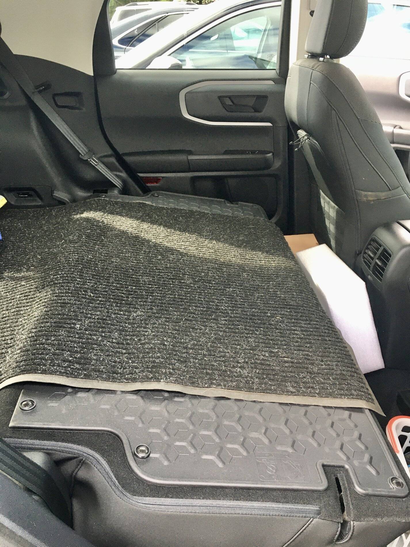 Remove Rear Bench Seat From Bronco Sport HowTo 2021+ Ford Bronco