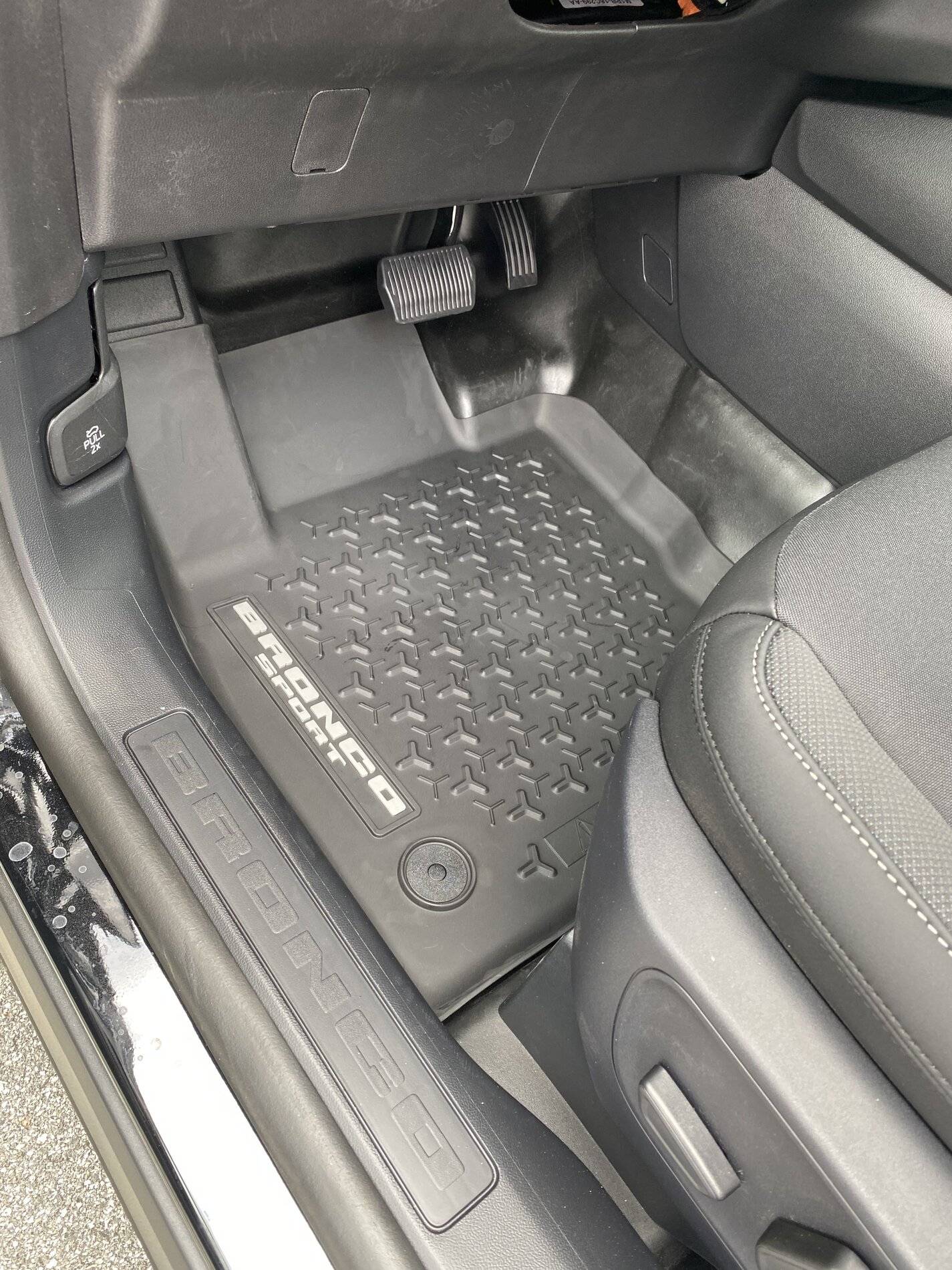 Anyone able to purchase the Bronco rubber floormats? Page 3 2021