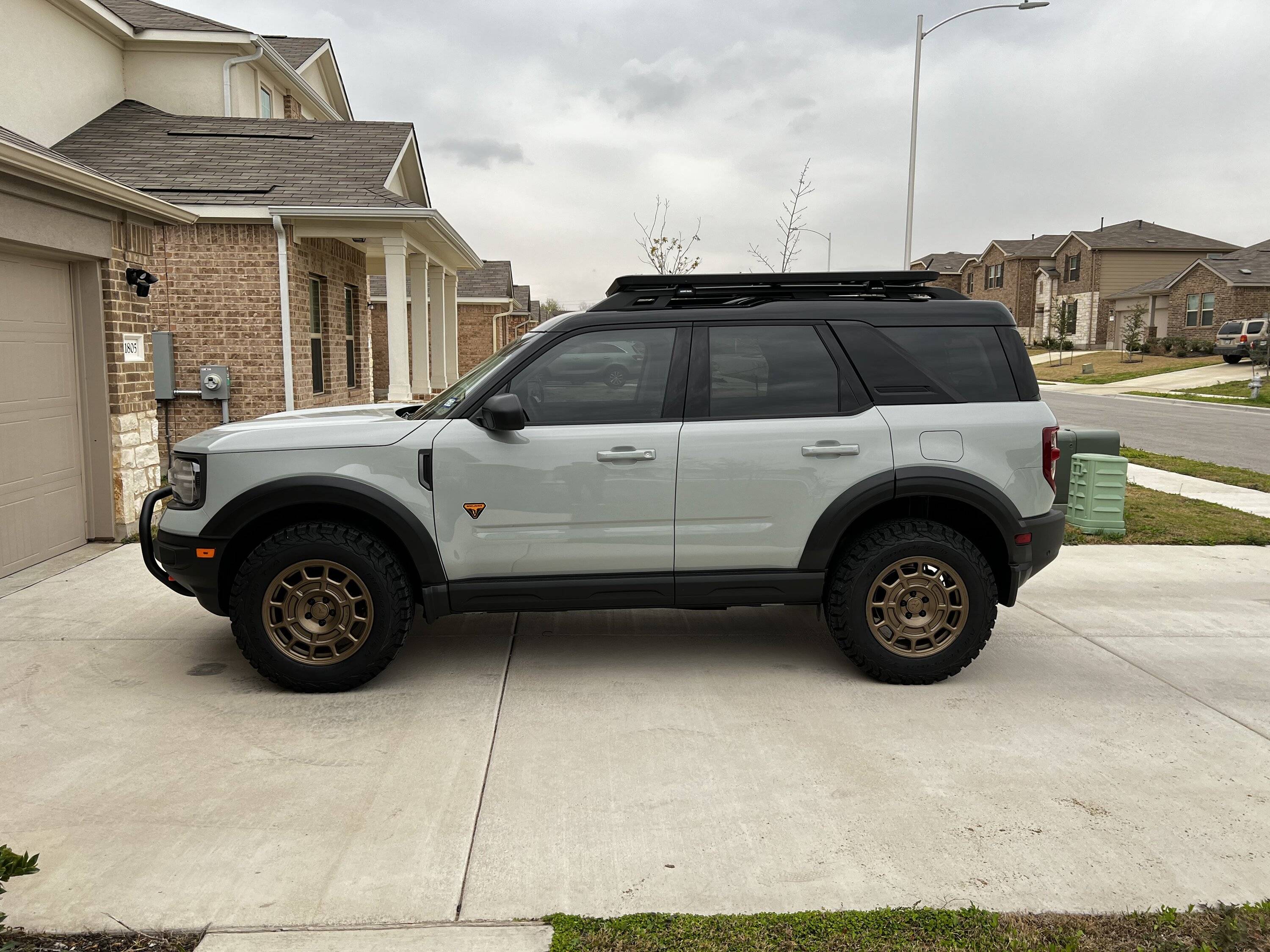 Texas Rhino rack Pioneer platform roof rack 2021+ Ford Bronco Sport