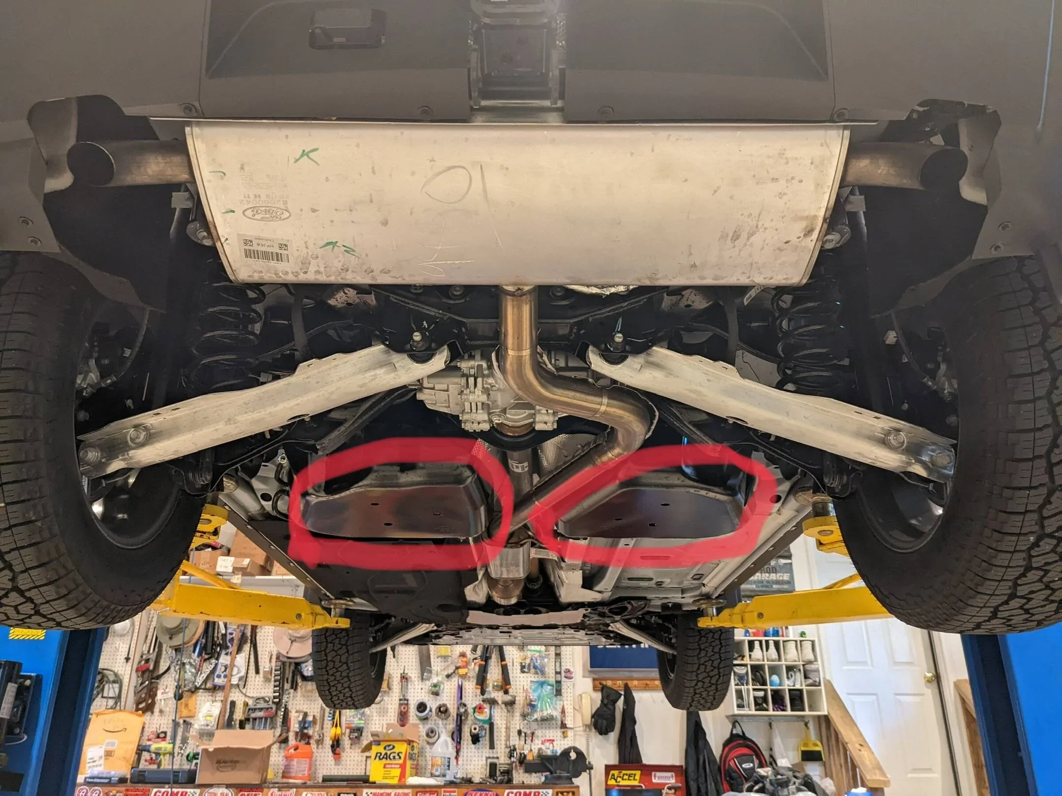 New 22MY Badlands, Can Someone Help Me re Engine Cover / Underside