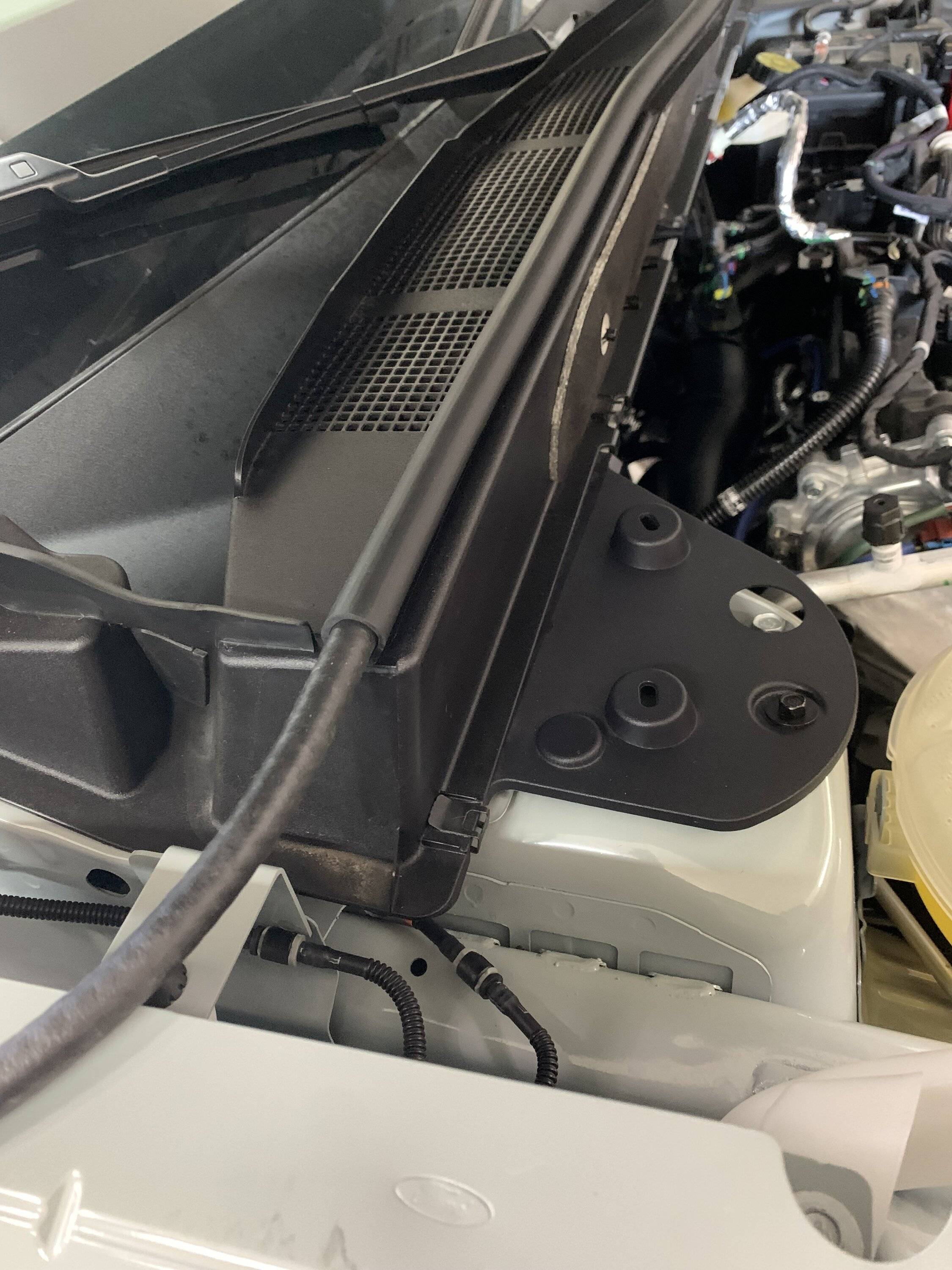 Hood Vibration Flapping Bouncing Page 3 2021+ Ford Bronco Sport