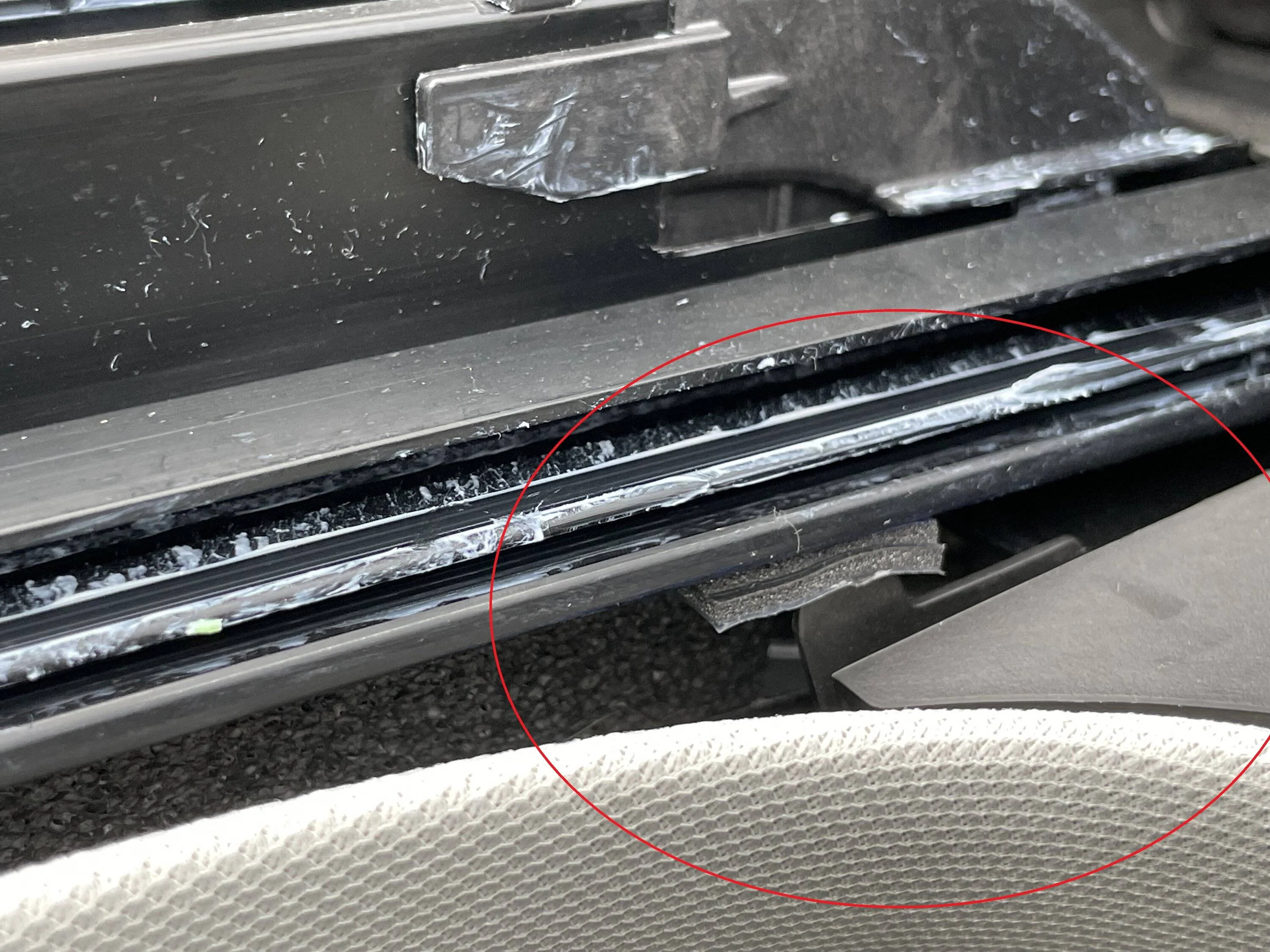 Moonroof creaking / squeaking when going over uneven pavement any