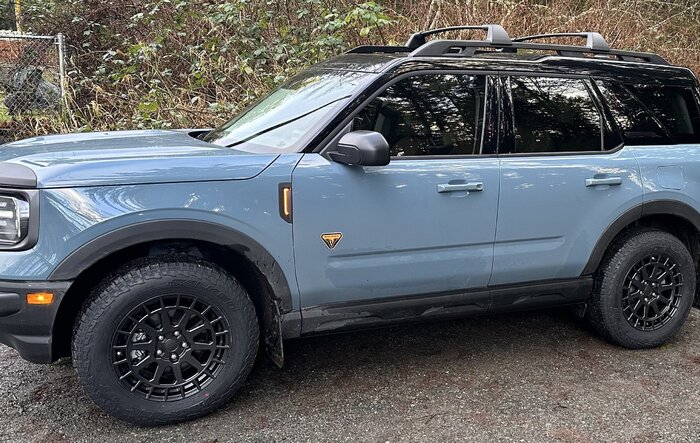 2023 Bronco Sport Badlands w/ new Black Rhino Wheels