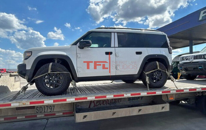 Upcoming Competitor: 2025 Jeep Recon SUV First Look. Will Have Removable Doors and Retractable Roof